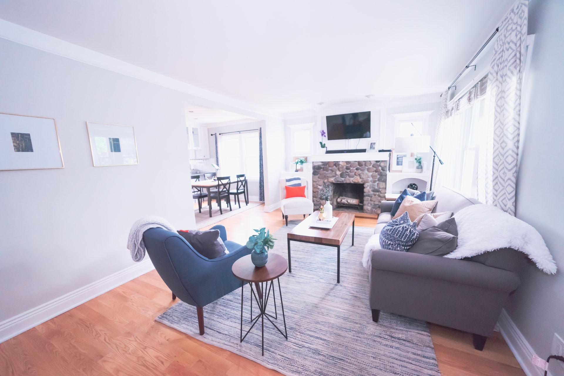 Bring the beach indoors with coastal decor